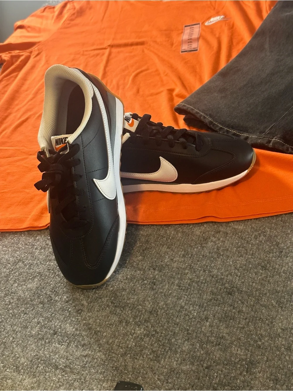 Nike Women’s Black and White Pacific Sneaker